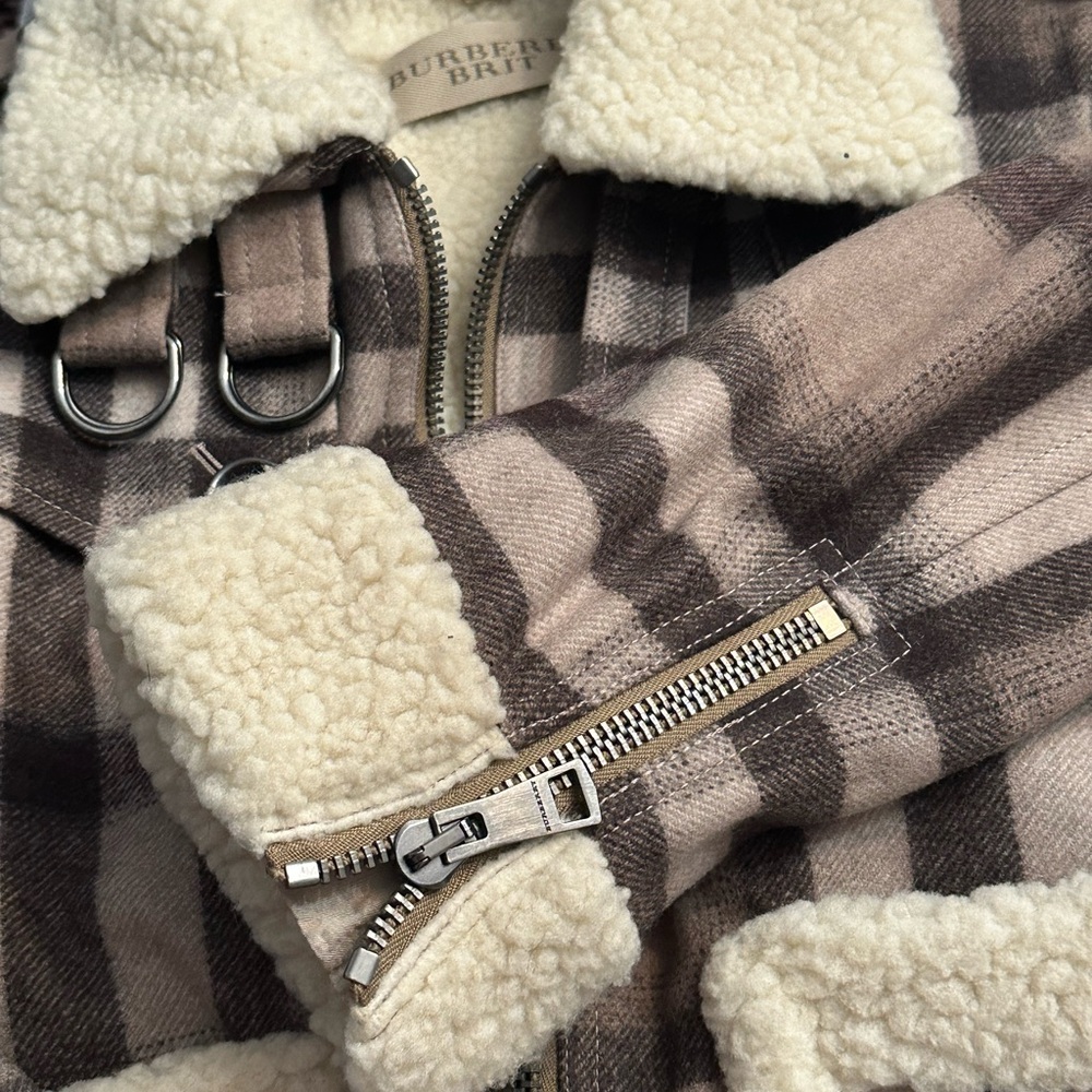 Burberry Shearling wool Jacket - size 8 - Picture 7 of 7